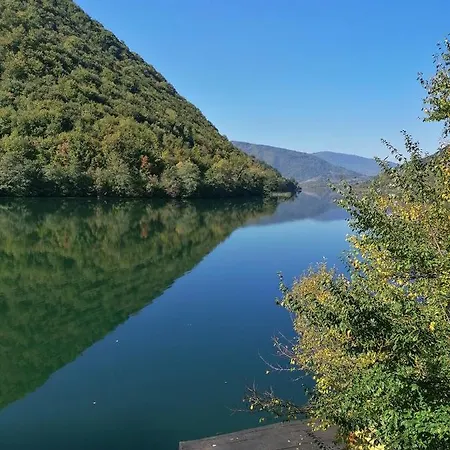 Jajce,plivsko Jezero 別荘