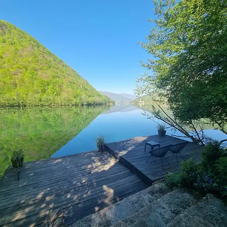 Jajce,plivsko Jezero 別荘 ヤイツェ