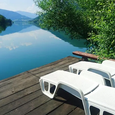 別荘 Jajce,plivsko Jezero ヤイツェ